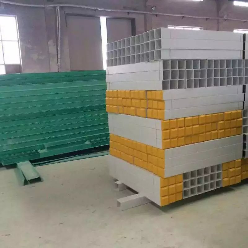 山东100×100电缆玻璃钢标志桩 山东100×100电缆玻璃钢标志桩